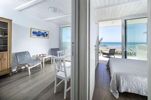 Appartement, 2 slaapkamers | Woonruimte | Flatscreentelevisie