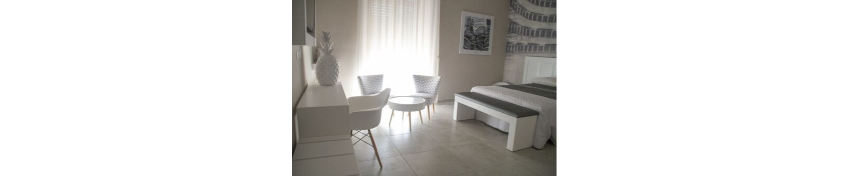 Egyptian cotton sheets, premium bedding, down comforters, minibar