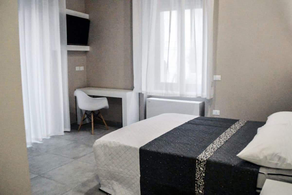 Suite Junior, vista città | 1 camera, biancheria in cotone egiziano