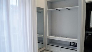Junior-Suite, Stadtblick | Zimmerausstattung
