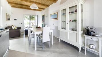 Apartment, 3 Bedrooms | Ruang tamu