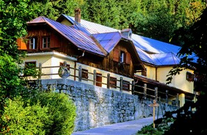 Nhà gỗ | Trang trí khác biệt, trang bị nội thất với thiết kế riêng biệt