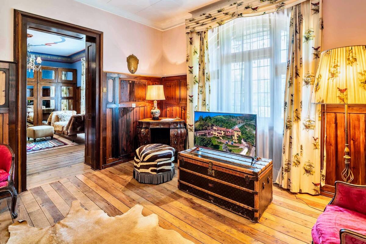 Phòng Suite dành cho gia đình, 2 phòng ngủ | Trang trí khác biệt, trang bị nội thất với thiết kế riêng biệt
