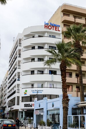 บริเวณภายนอก