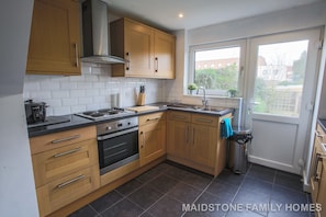 Family House, 3 Bedrooms | Shared kitchen