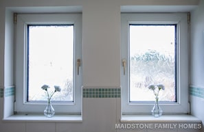 Family House, 3 Bedrooms | Bathroom amenities