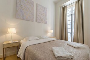 Double Room, Shared Bathroom (Prime) | Interior