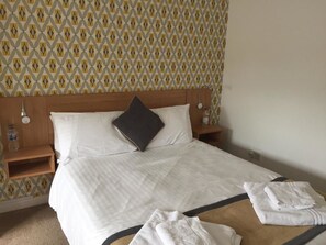 Standard Double Room | Desk, iron/ironing board, free WiFi, bed sheets