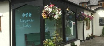 Llangeview Lodge