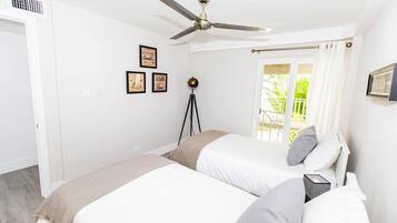 3 bedrooms, desk, iron/ironing board, WiFi