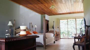 1 sovrum, strykjärn/strykbräda, internet och sängkläder