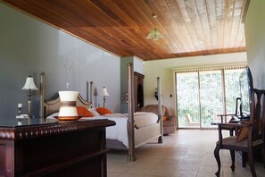 1 bedroom, iron/ironing board, Internet, bed sheets