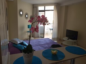 1 bedroom, WiFi, bed sheets, wheelchair access