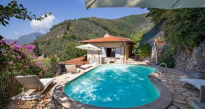 House / Villa -Charme Toscana- Camaiore close Forte dei Marmi