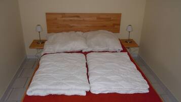 Comfort-Bungalow, 2 Schlafzimmer, Nichtraucher, Gartenblick (Bungalow 2) | Individuell eingerichtet, VerdunkelungsvorhÀnge, kostenloses WLAN