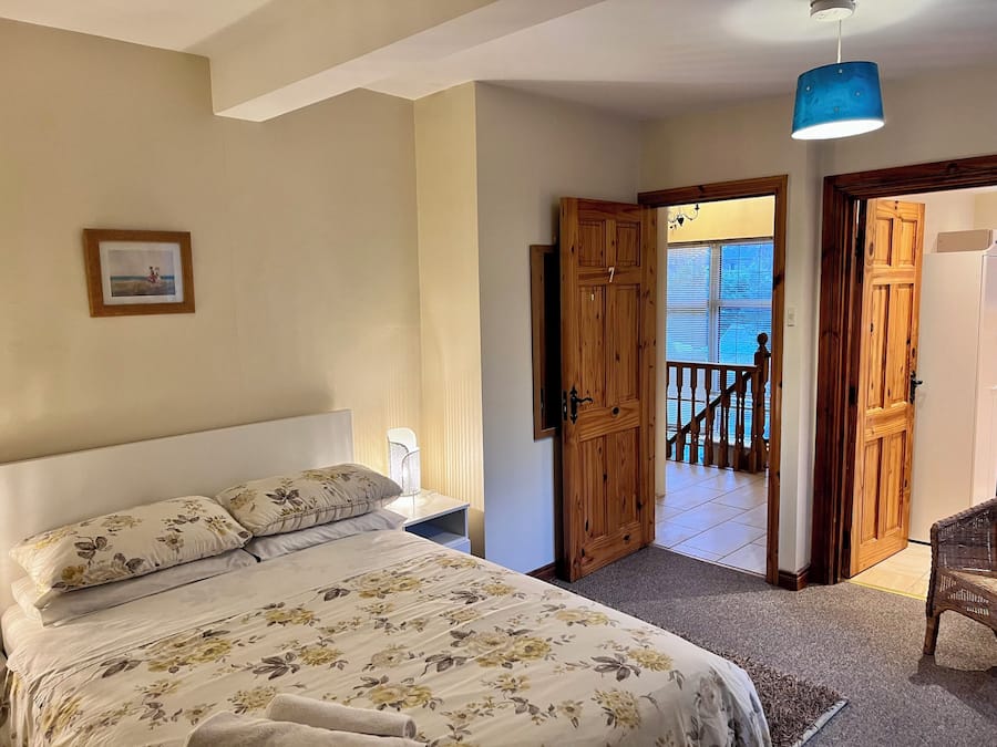 Dobbeltrom – deluxe | Skrivebord, blendingsgardiner, strykejern/-brett og wi-fi (inkludert)