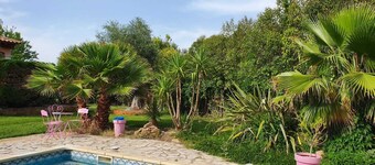 Loistava huvila LA GLORIETTE lähellä PEZENASia ja D AGDE: ta