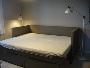 WiFi, bed sheets - Feeling home , the sea almost on the doorstep , vacation on the white island (Le Bois-Plage-En-Ré)