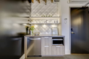 Private kitchenette