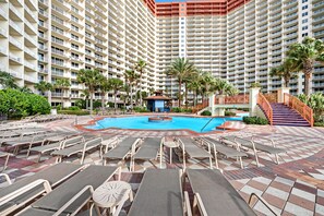 Piscine intérieure, piscine chauffée