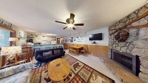 TV, fireplace