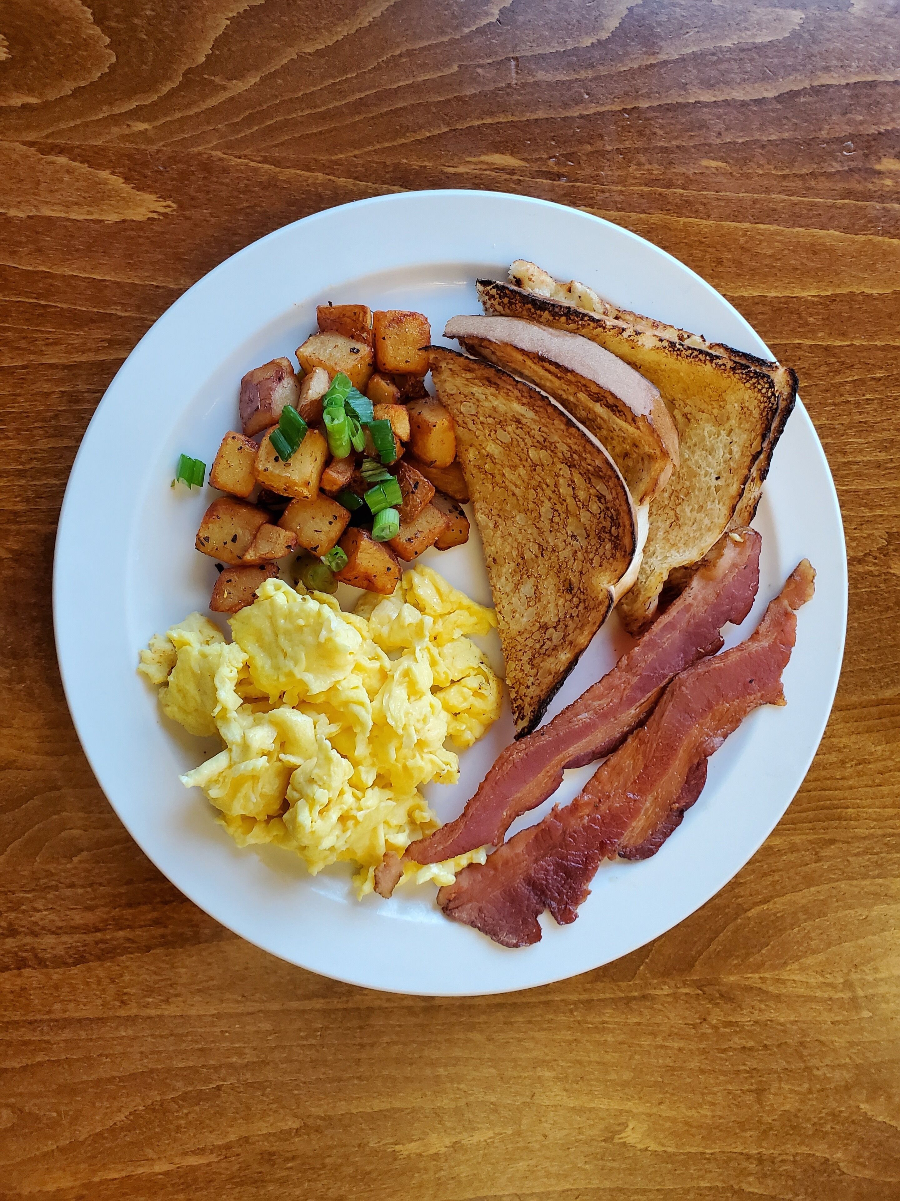 daily full breakfast for a fee