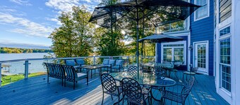 Lakefront home with private hot tub, WiFi, fun rec room, & beach area