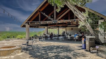 Tasting room