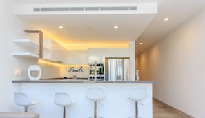 In-room dining - Oceana 226 Top Architecture and Decorated Beach Home (Playa del Carmen)