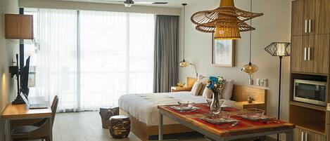 Apartment (0 Bedroom) | 1 bedroom, iron/ironing board, wired internet