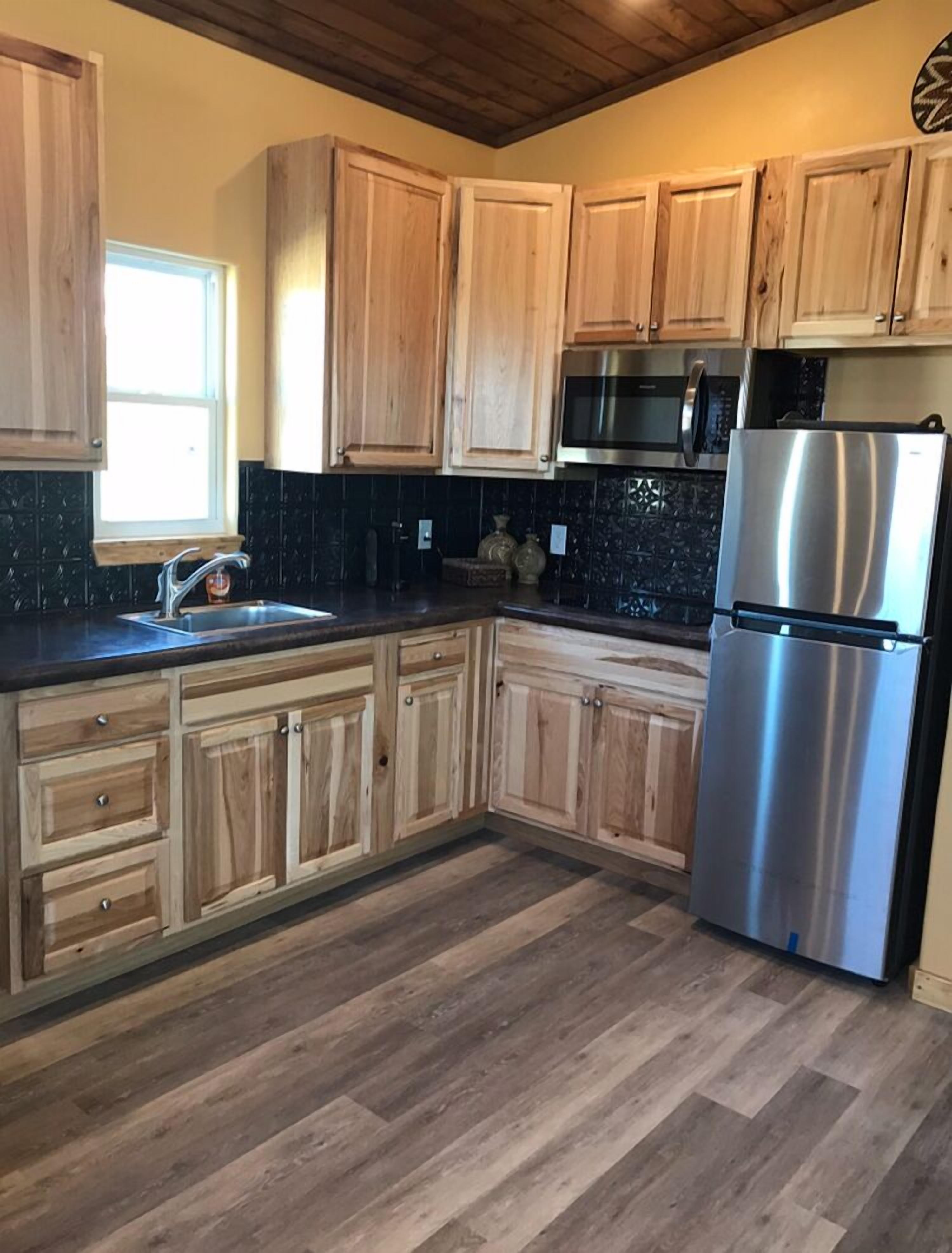 emory suite  | private kitchen | mini-fridge, coffee/tea maker