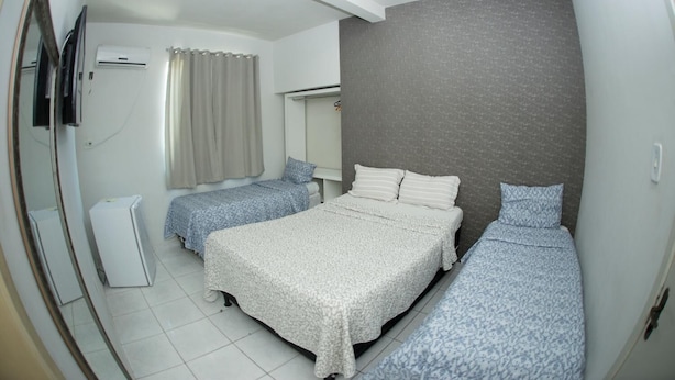 Minibar, WiFi (free), bed sheets - Pousada Aracaju (Aracaju)