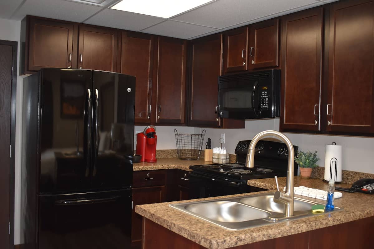 suite | private kitchen