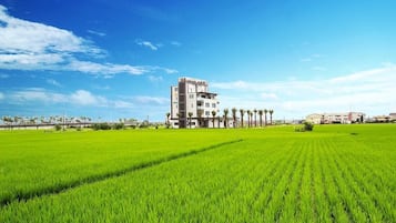 Fachada de la propiedad