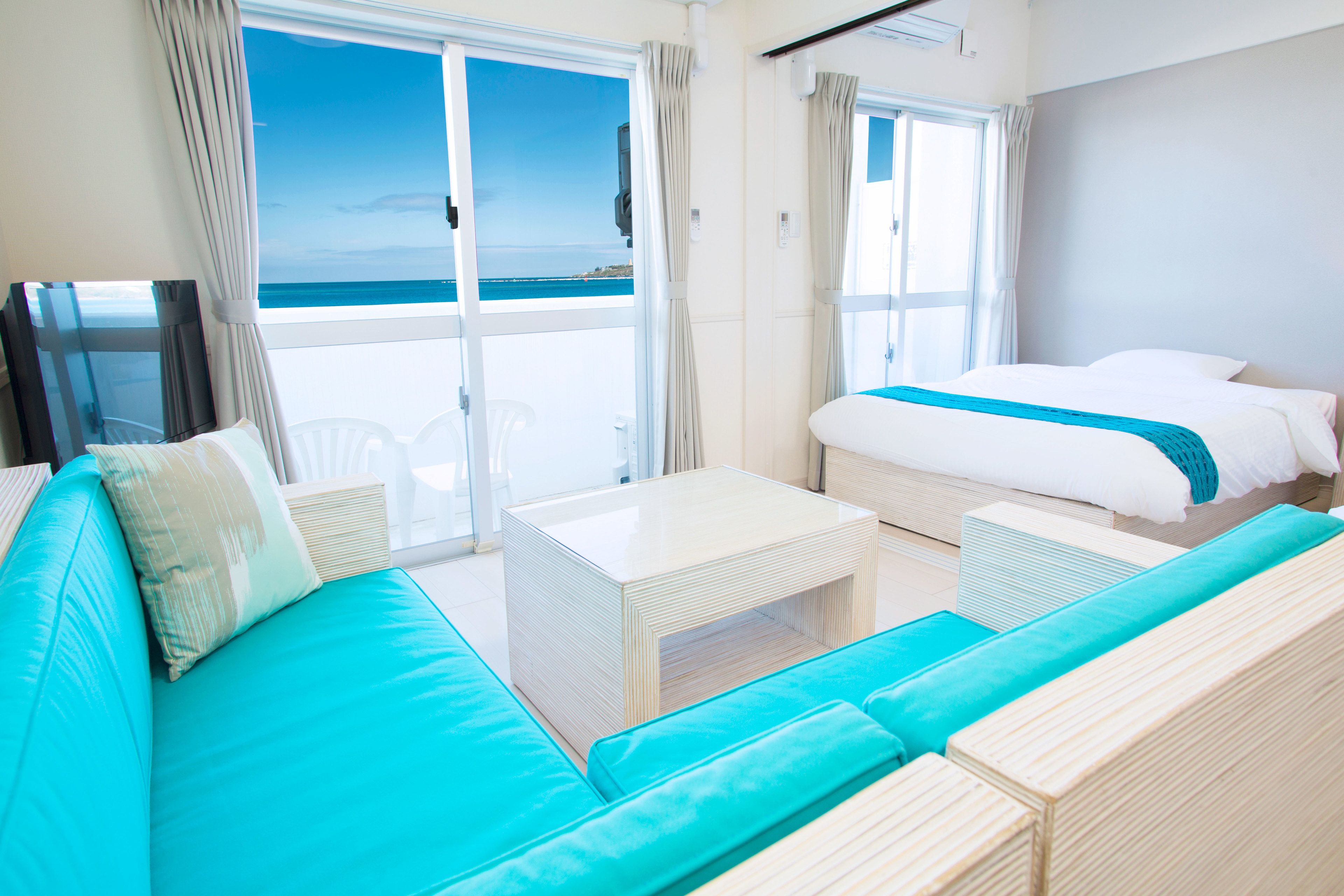 Standard Twin Room, Ocean View | Desk, free WiFi