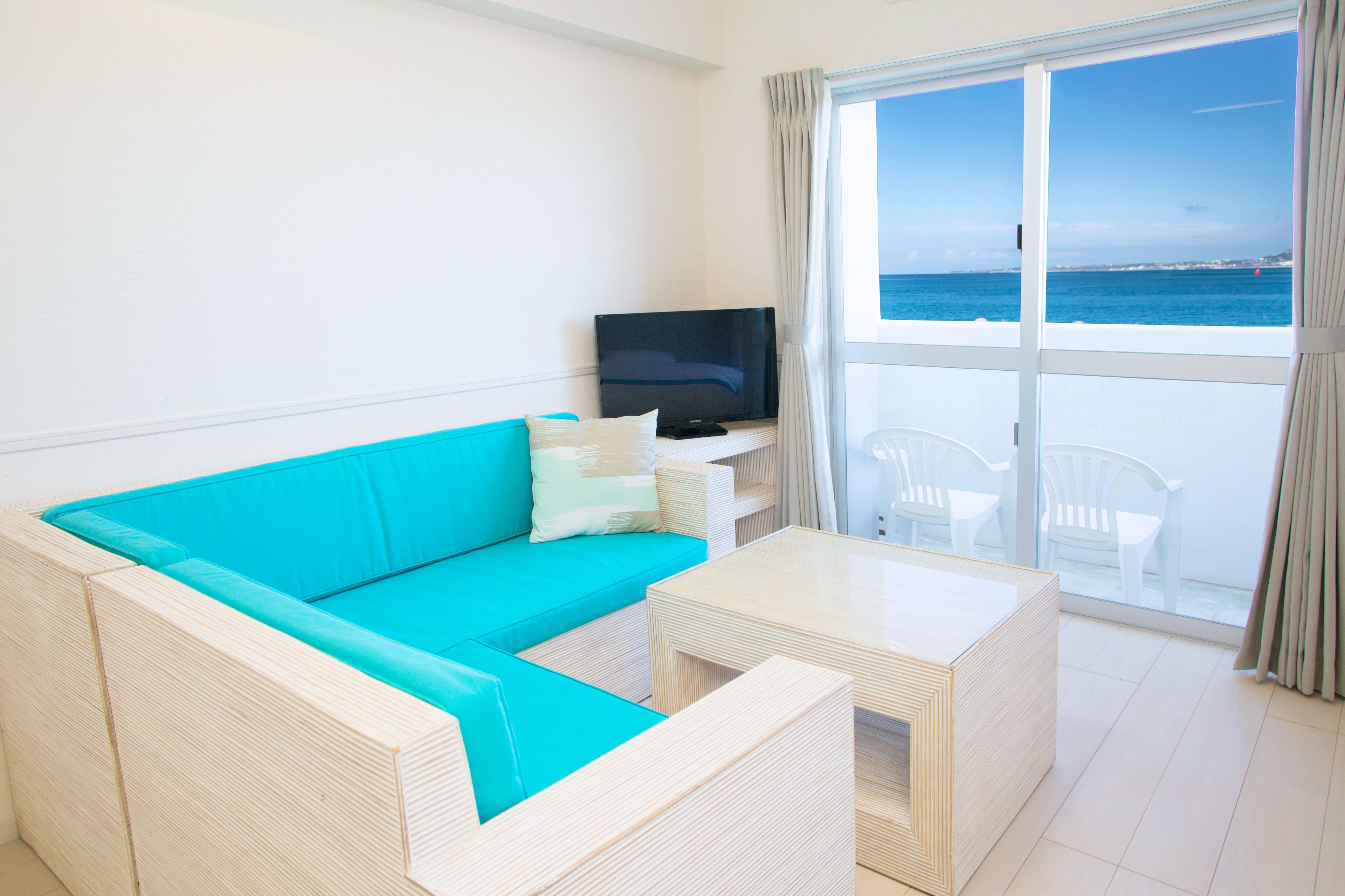 Standard Twin Room, Ocean View | Desk, free WiFi