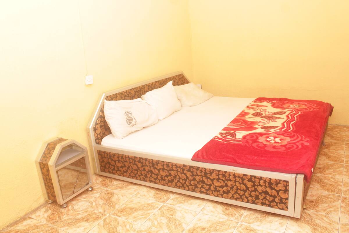 Presidentiële suite, 2 slaapkamers | Een kluis op de kamer, verduisterende gordijnen, geluiddichte muren