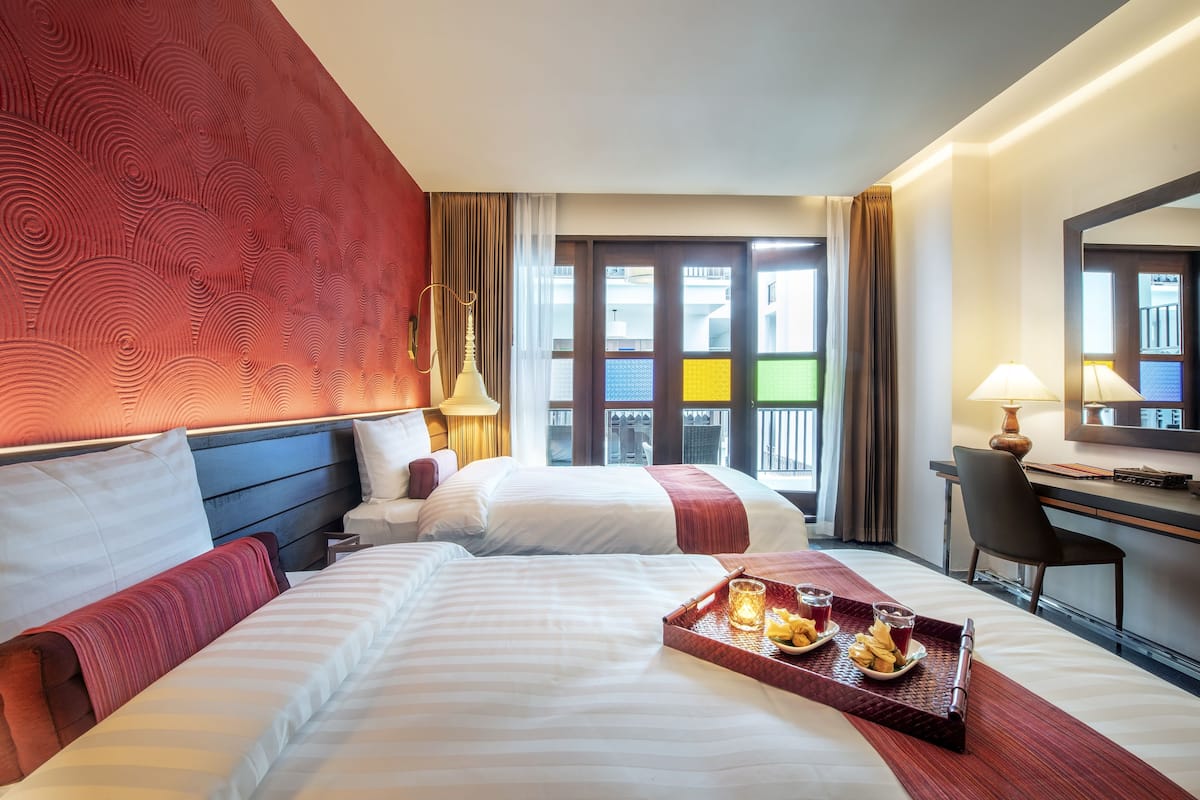 Sábanas de algodón egipcio, ropa de cama de alta calidad y minibar