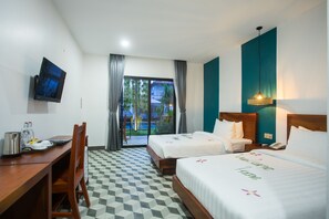 Suite Family With Garden Pool View - Free 2 Way Airport Transfer | Sábanas de algodón egipcio, ropa de cama de alta calidad, minibar