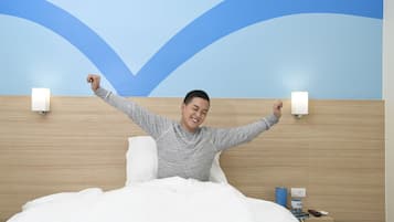 Down comforters, in-room safe, desk, laptop workspace