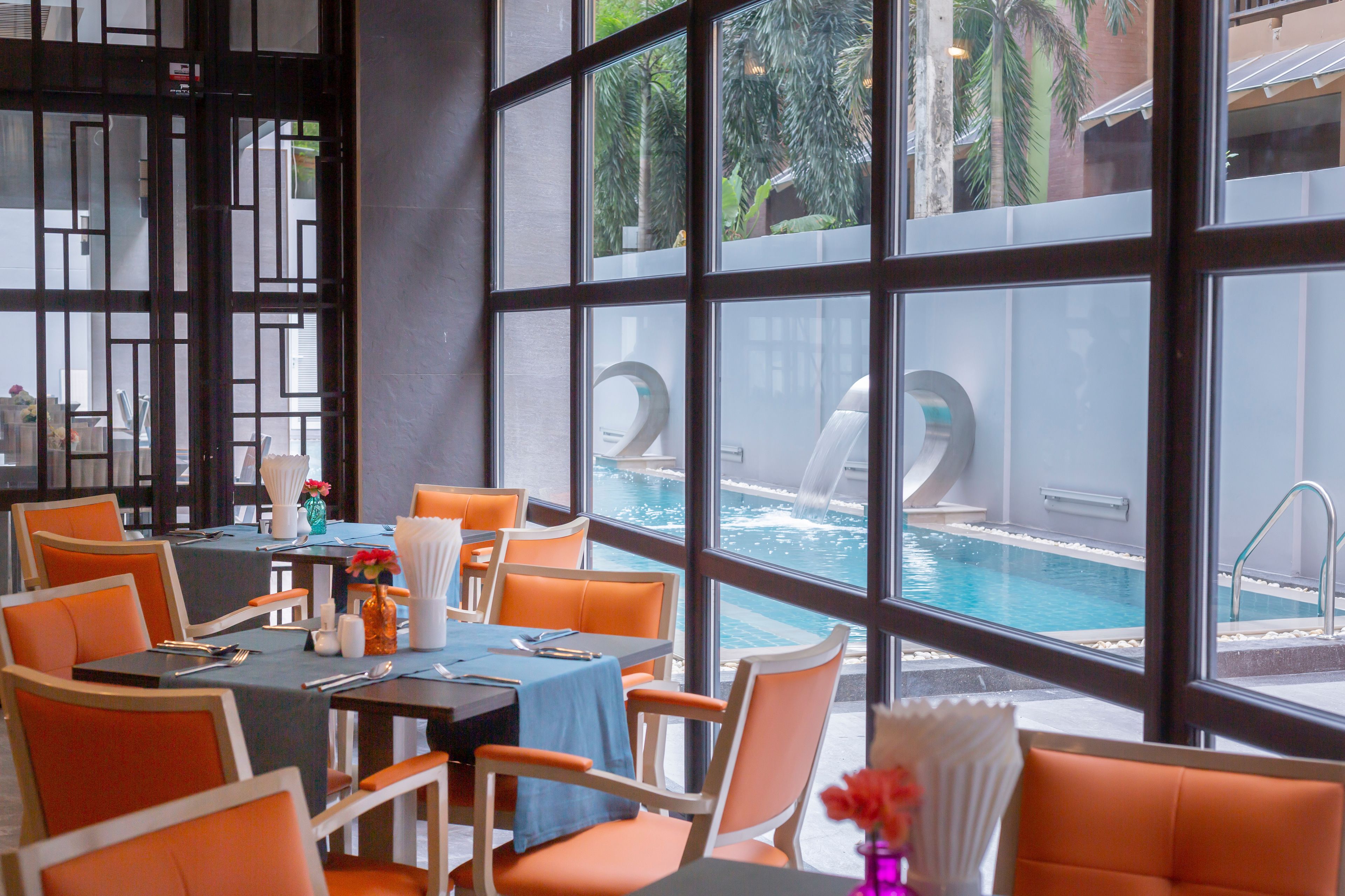 breakfast, lunch, dinner served; local and international cuisine