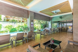 Property grounds - Woovo Phuket Patong (Patong)