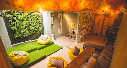 Traveller Bunker Hostel 1