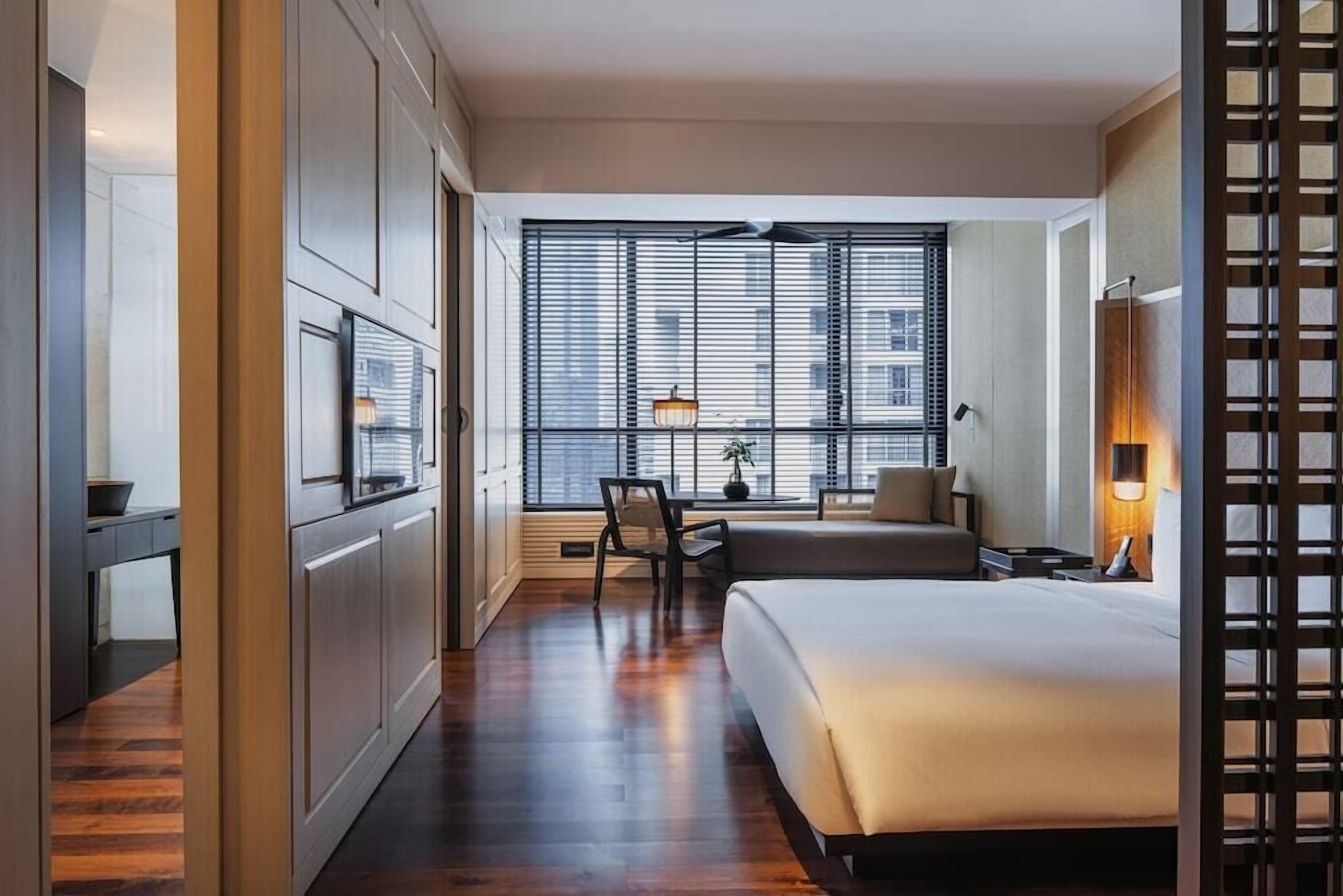 Free minibar, in-room safe, desk, laptop workspace