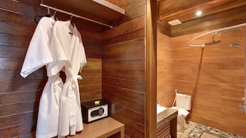 Room (Joglo) | In-room safe, desk, iron/ironing board, free WiFi