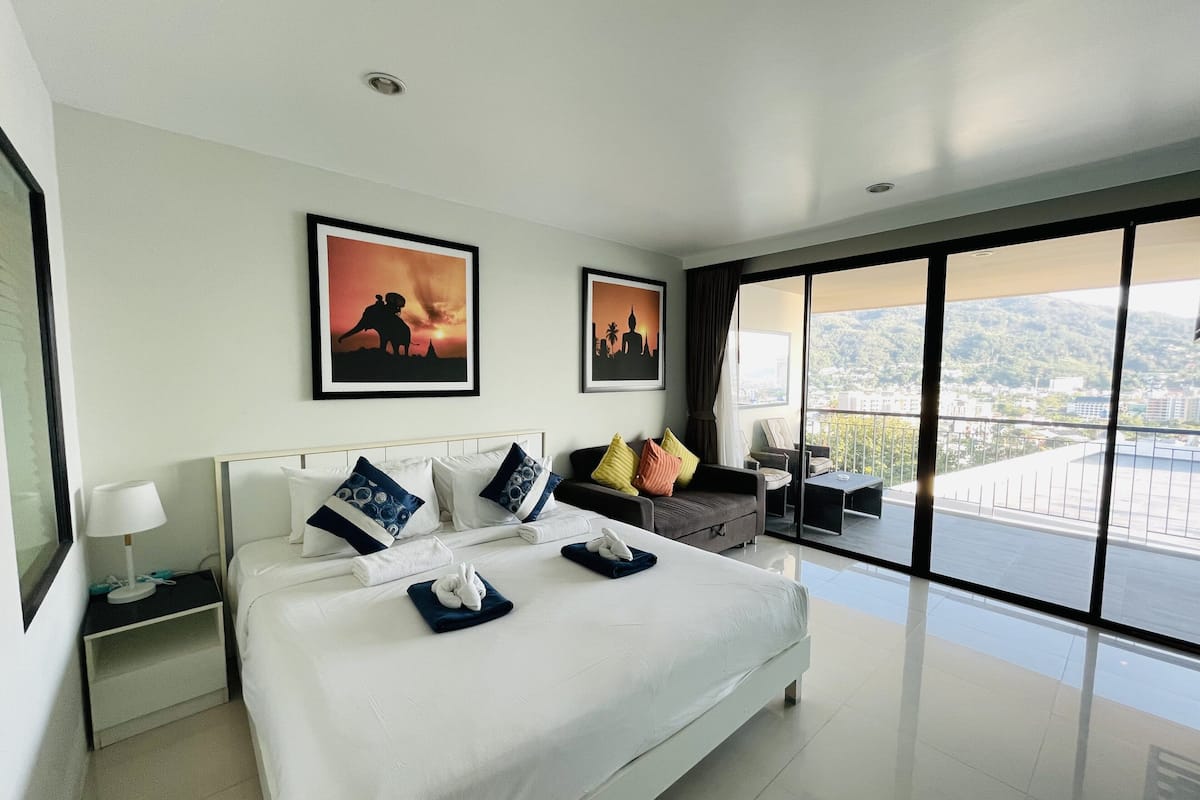 Panoramic Studio | 1 bedroom, individually decorated, individually furnished