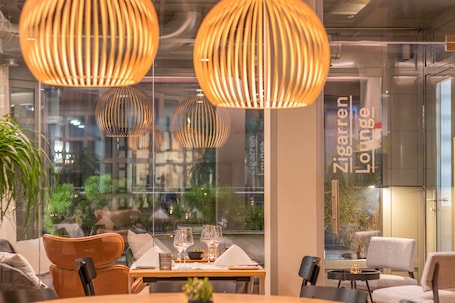 Déjeuner et dîner servis sur place. Hotel Forum Widnau