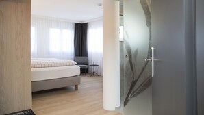 Dobbeltrom – business, fjellutsikt
