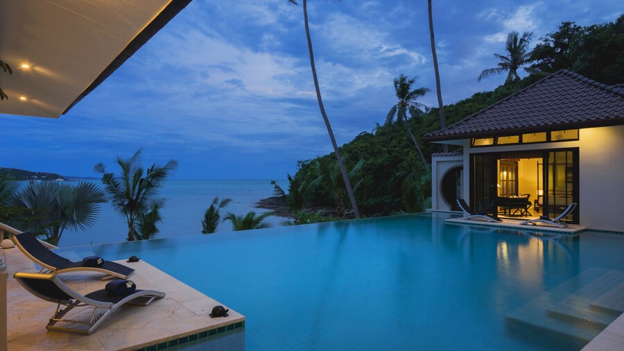 Beach Front Luxury Villa Hai Leng