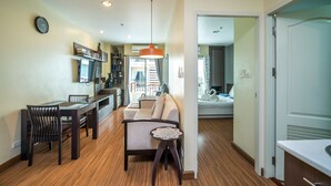 Căn hộ phong cách cổ điển, 1 phòng ngủ | Phòng khách
